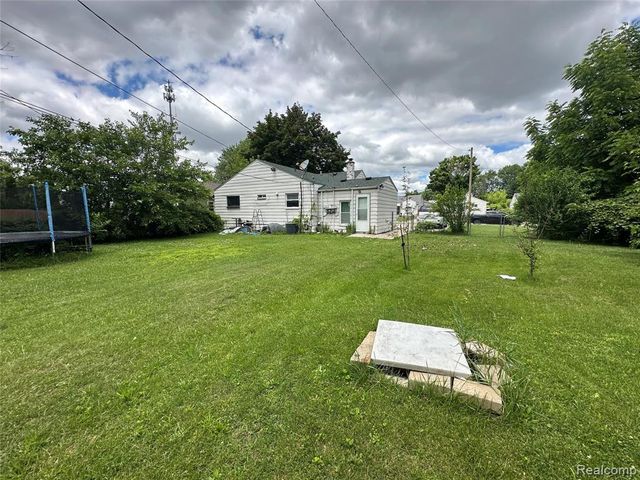 29009 Dawson Street, Garden City, MI 48135