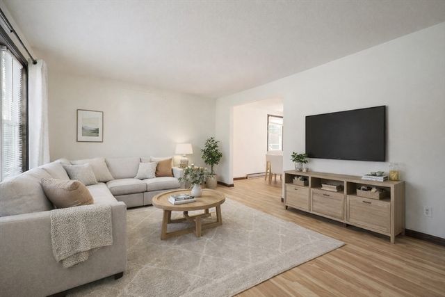 67 Blackstone St 67, Bellingham, MA 02019