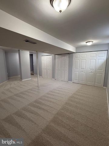 5825 WOOD POPPY CT, Burke, VA 22015