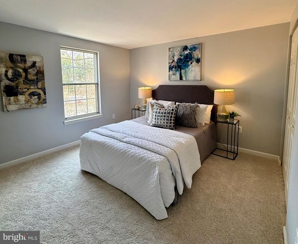 5825 WOOD POPPY CT, Burke, VA 22015