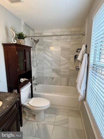 5825 WOOD POPPY CT, Burke, VA 22015