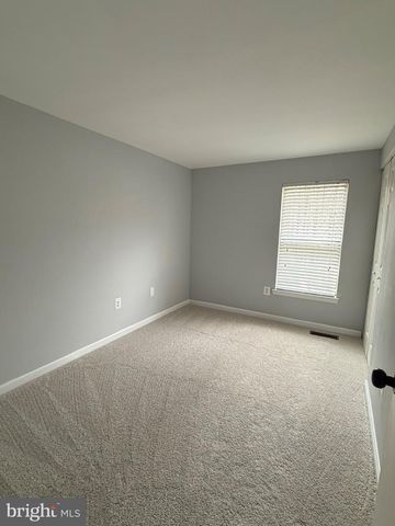 5825 WOOD POPPY CT, Burke, VA 22015