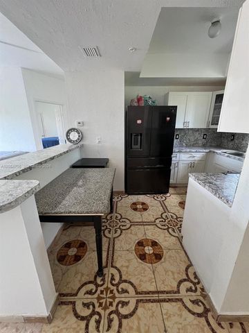 7516 NE 1st Avenue 203, Miami, FL 33138