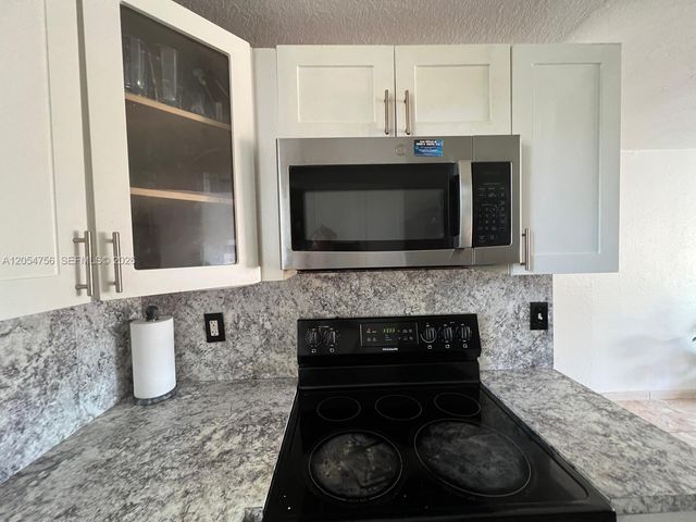7516 NE 1st Avenue 203, Miami, FL 33138