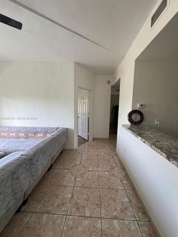 7516 NE 1st Avenue 203, Miami, FL 33138