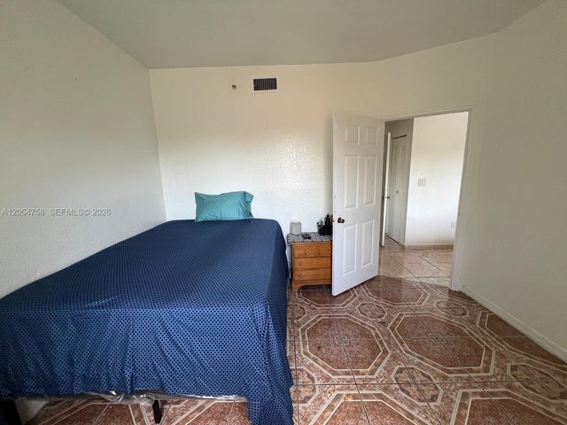 7516 NE 1st Avenue 203, Miami, FL 33138