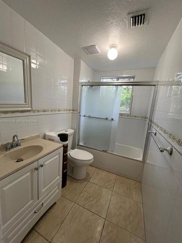 7516 NE 1st Avenue 203, Miami, FL 33138
