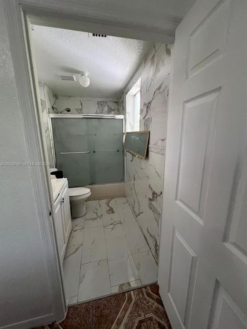7516 NE 1st Avenue 203, Miami, FL 33138