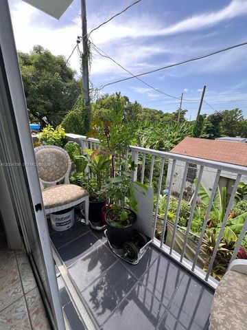 7516 NE 1st Avenue 203, Miami, FL 33138