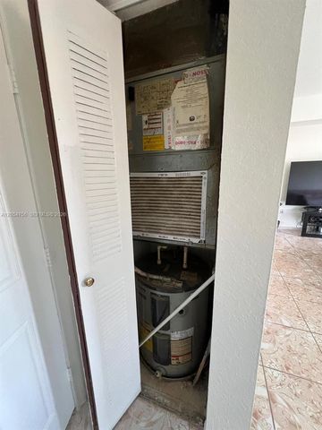 7516 NE 1st Avenue 203, Miami, FL 33138