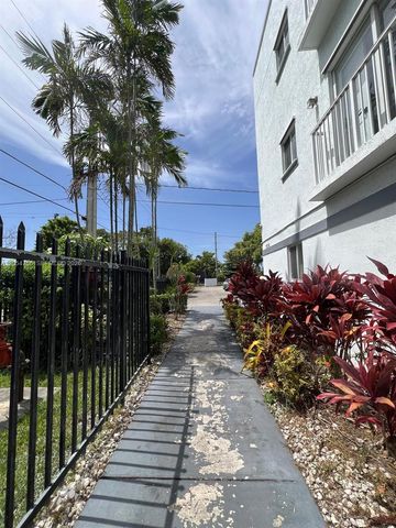 7516 NE 1st Avenue 203, Miami, FL 33138
