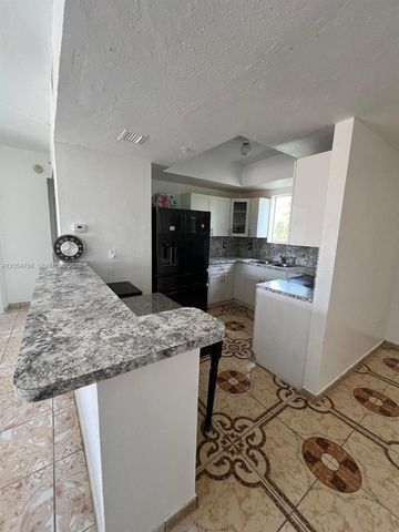 7516 NE 1st Avenue 203, Miami, FL 33138