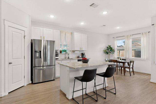 639 Pheasant Hill LN, Georgetown, TX 78628