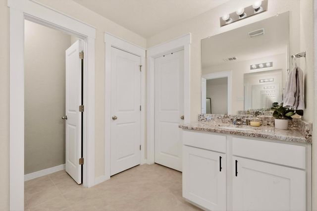 639 Pheasant Hill LN, Georgetown, TX 78628