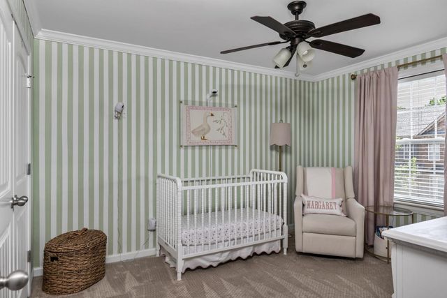 2045 Traemoor Village Dr, Nashville, TN 37209