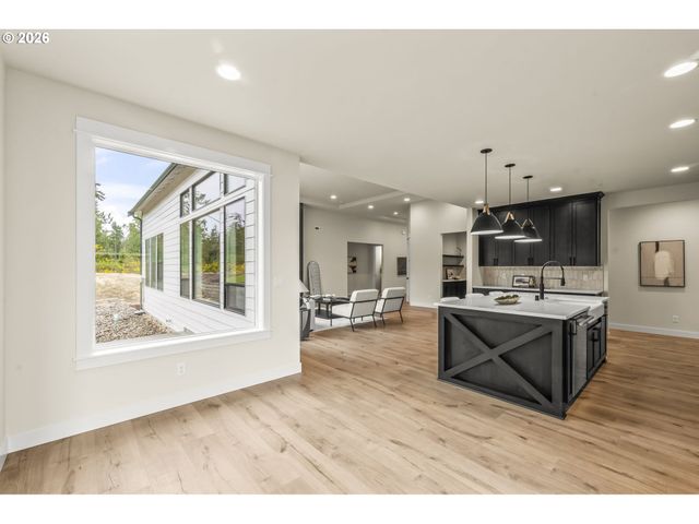 1815 Ne 196th Ave, Vancouver, WA 98684