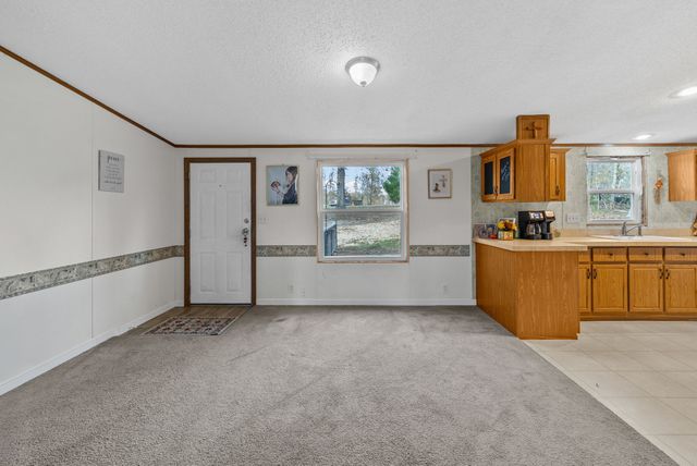 197 Old Homestead Rd, Big Sandy, TN 38221