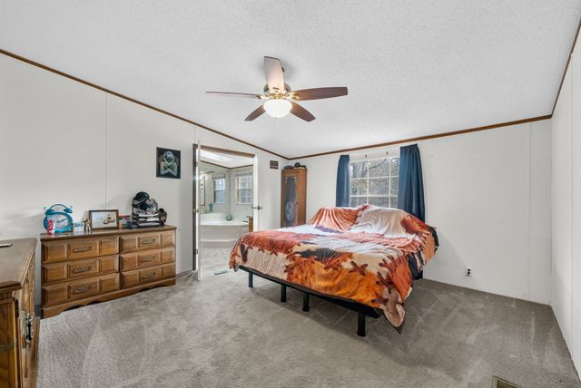 197 Old Homestead Rd, Big Sandy, TN 38221