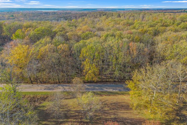 197 Old Homestead Rd, Big Sandy, TN 38221