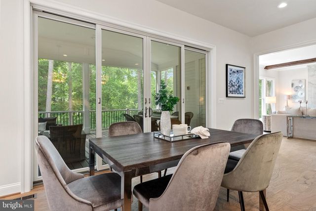 2305 STRYKER AVE, Vienna, VA 22181