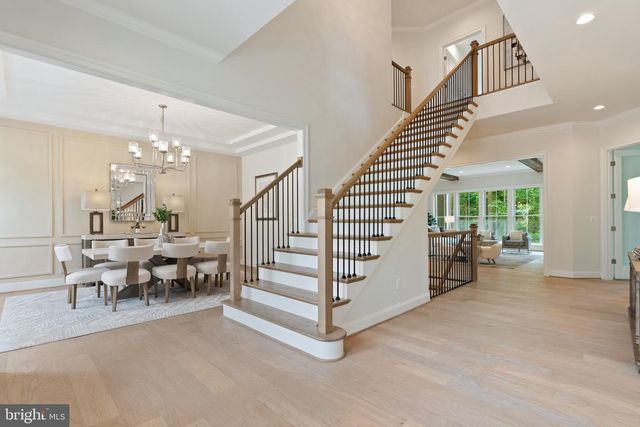 2305 STRYKER AVE, Vienna, VA 22181