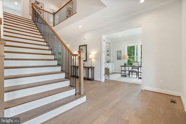 2305 STRYKER AVE, Vienna, VA 22181