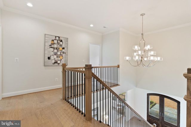 2305 STRYKER AVE, Vienna, VA 22181