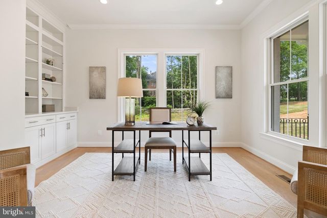 2305 STRYKER AVE, Vienna, VA 22181