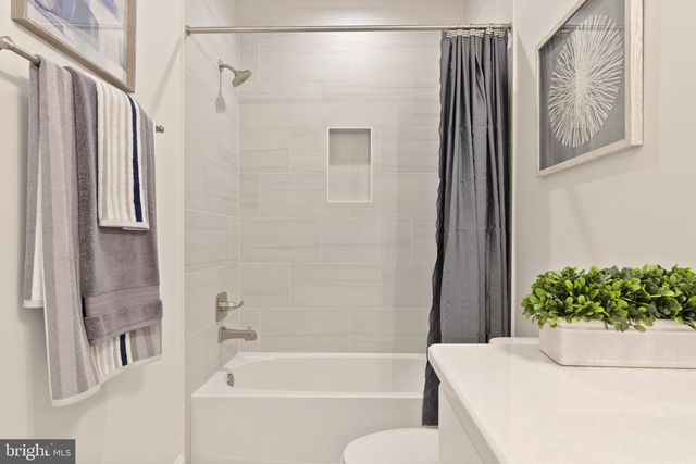 2305 STRYKER AVE, Vienna, VA 22181