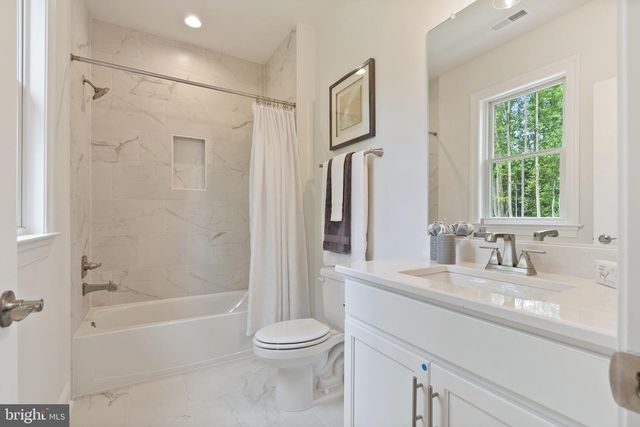 2305 STRYKER AVE, Vienna, VA 22181