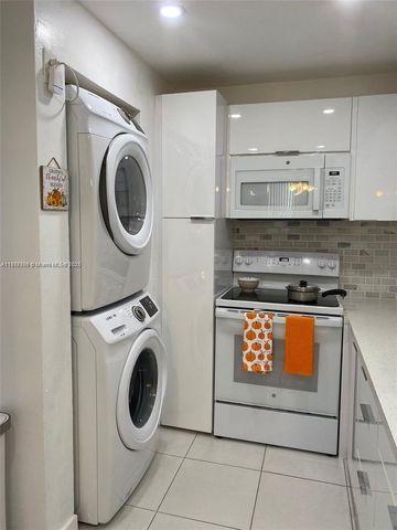 10000 NW 80 CT 2565, Hialeah Gardens, FL 33016
