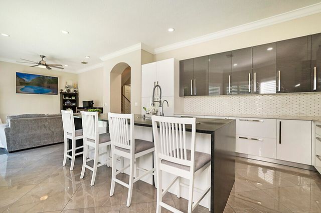 7167 Ivy Crossing Lane, Boynton Beach, FL 33436