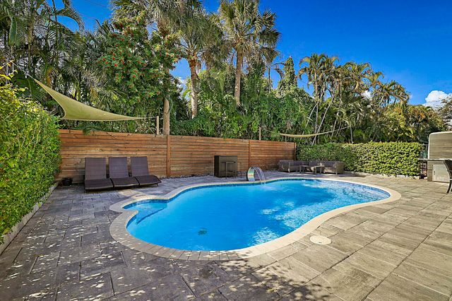 7167 Ivy Crossing Lane, Boynton Beach, FL 33436