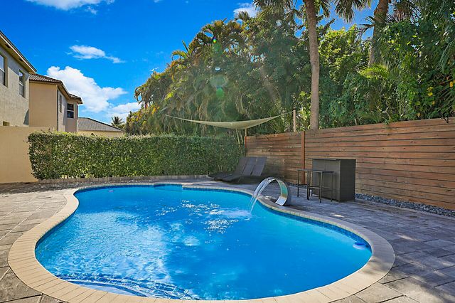 7167 Ivy Crossing Lane, Boynton Beach, FL 33436