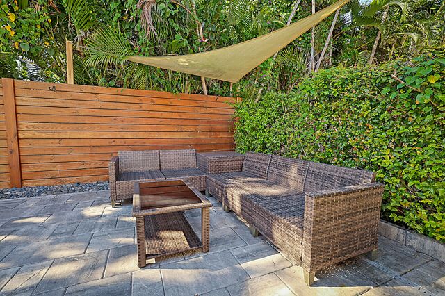 7167 Ivy Crossing Lane, Boynton Beach, FL 33436