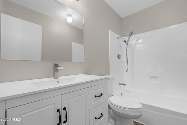 906 S ACAPULCO Lane A, Tempe, AZ 85281