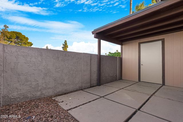 906 S ACAPULCO Lane A, Tempe, AZ 85281