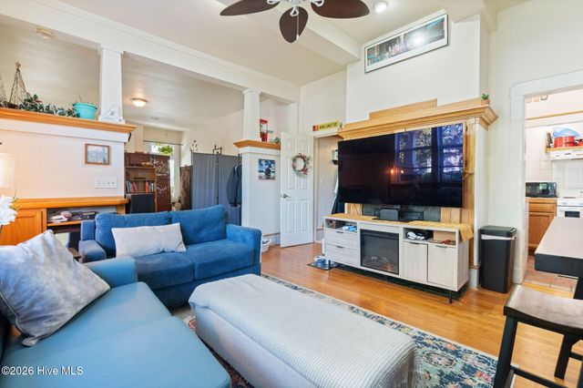 1602 S 4th Street, Wilmington, NC 28401