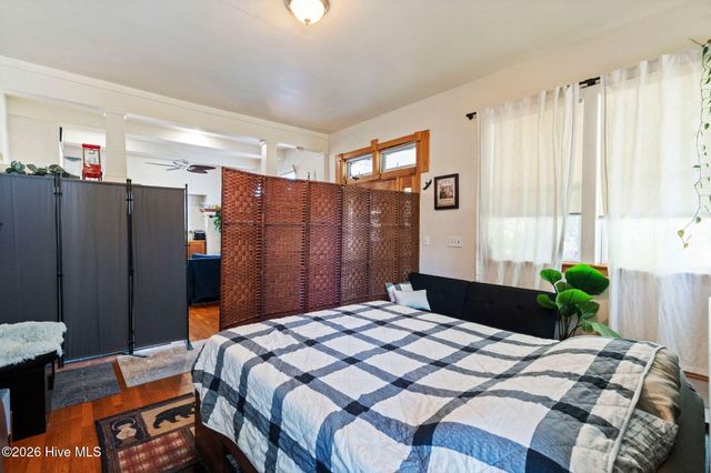 1602 S 4th Street, Wilmington, NC 28401