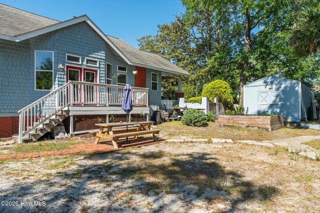 1602 S 4th Street, Wilmington, NC 28401