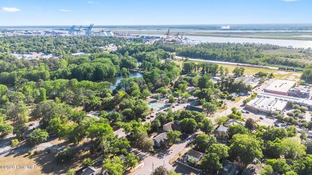 1602 S 4th Street, Wilmington, NC 28401