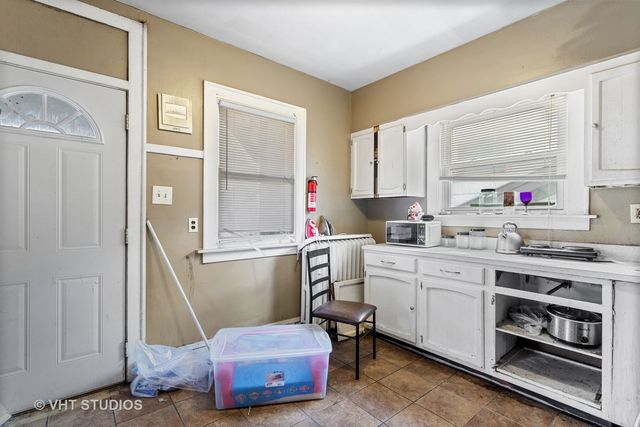 12115 S State Street, Chicago, IL 60628