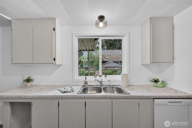 8732 Foxglove Court SE, Yelm, WA 98597
