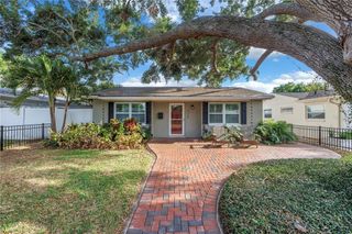 712 43RD AVENUE N, St Petersburg, FL 33703