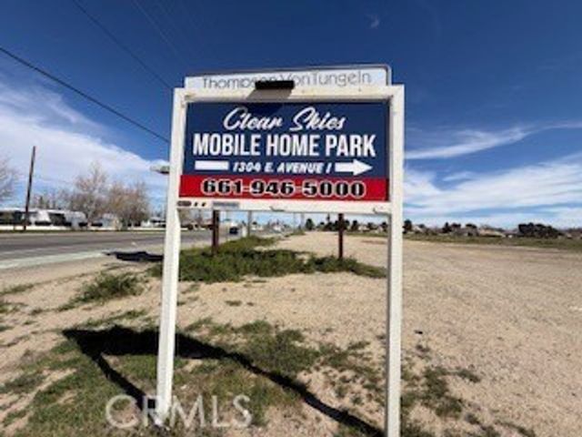 1304 E Ave I 9, Lancaster, CA 93535