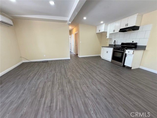 1304 E Ave I 9, Lancaster, CA 93535