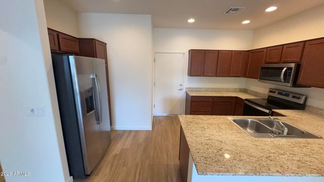 2350 S OLIVEWOOD -- 106, Mesa, AZ 85209