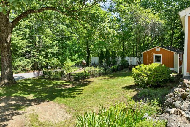 30 Roy Road, Hooksett, NH 03106