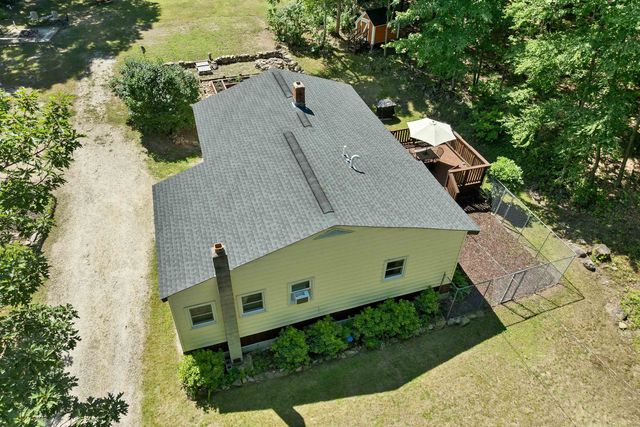 30 Roy Road, Hooksett, NH 03106