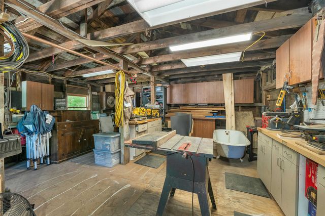 30 Roy Road, Hooksett, NH 03106